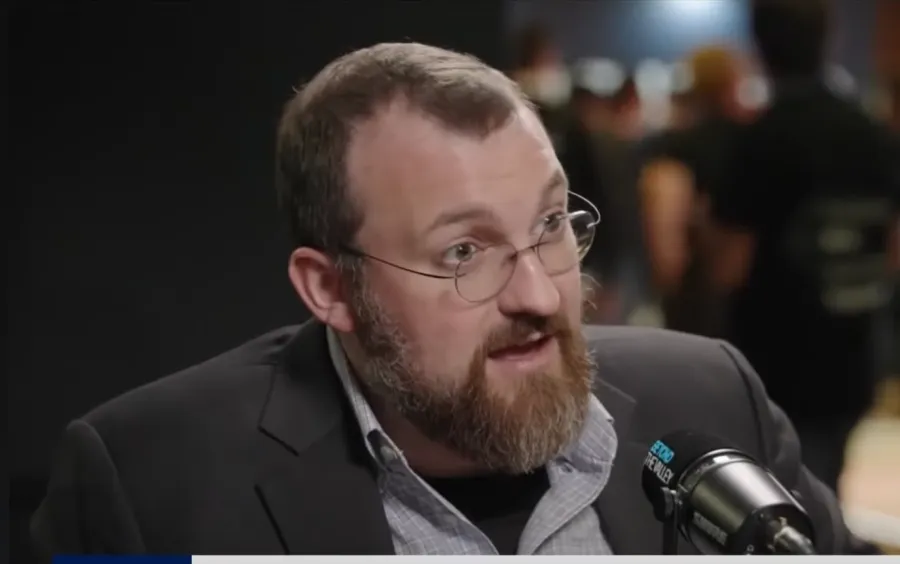 توقعات صادمة: مؤسس Cardano يتوقع ارتفاع سعر Bitcoin إلى 250,000 دولار بنهاية العام
